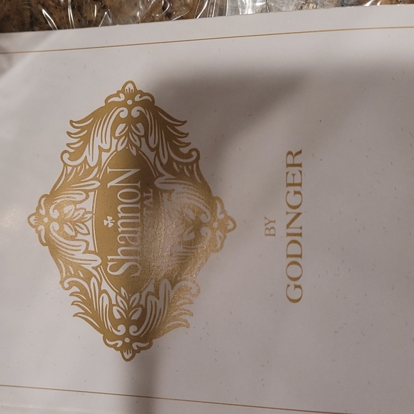 Hurricane Vase...perfect for your holiday table! Fill with ornaments, candles - Picture 8 of 10